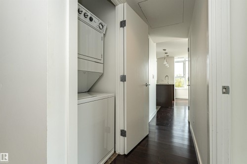 207 2612 109 Street, Edmonton, AB - Indoor Photo Showing Laundry Room