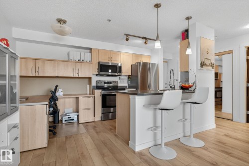 203 13908 136 Street, Edmonton, AB - Indoor Photo Showing Kitchen