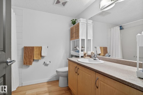 203 13908 136 Street, Edmonton, AB - Indoor Photo Showing Bathroom