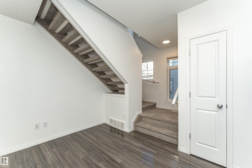 3 465 Hemingway Rd, Edmonton, AB - Indoor Photo Showing Other Room