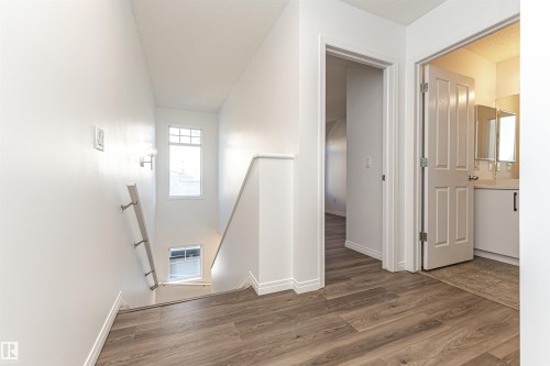 3 465 Hemingway Rd, Edmonton, AB - Indoor Photo Showing Other Room