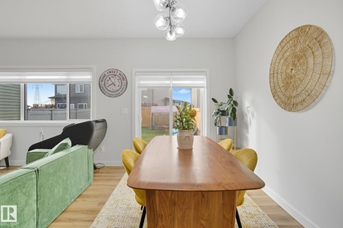 9307 Pear Link Sw, Edmonton, AB - Indoor Photo Showing Dining Room