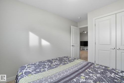 9307 Pear Link Sw, Edmonton, AB - Indoor Photo Showing Bedroom