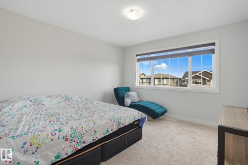 9307 Pear Link Sw, Edmonton, AB - Indoor Photo Showing Bedroom