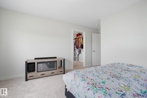 9307 Pear Link Sw, Edmonton, AB - Indoor Photo Showing Bedroom