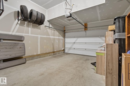 9307 Pear Link Sw, Edmonton, AB - Indoor Photo Showing Garage