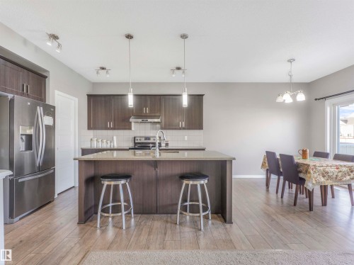 3565 Cherry Landing Landing, Edmonton, AB - Indoor Photo Showing Kitchen With Stainless Steel Kitchen With Upgraded Kitchen