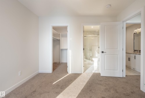 10446 142 Street, Edmonton, AB - Indoor Photo Showing Other Room