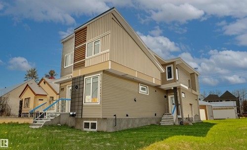 10446 142 Street, Edmonton, AB - Outdoor
