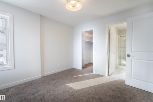 10446 142 Street, Edmonton, AB - Indoor Photo Showing Other Room