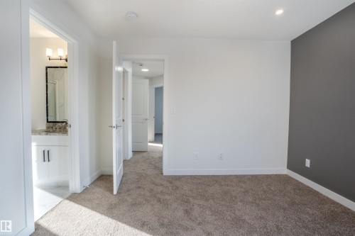 10446 142 Street, Edmonton, AB - Indoor Photo Showing Other Room