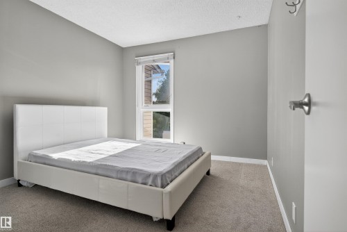 14017 121 Street, Edmonton, AB - Indoor Photo Showing Bedroom