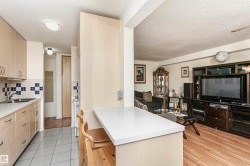 109 15105 121 Street NW  Edmonton, AB T5X 2G3