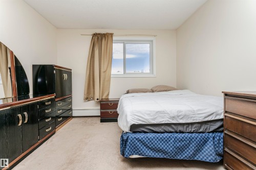 109 15105 121 Street Nw, Edmonton, AB - Indoor Photo Showing Bedroom
