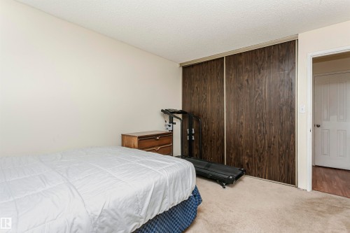 109 15105 121 Street Nw, Edmonton, AB - Indoor Photo Showing Bedroom