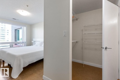 607 10055 118 Street, Edmonton, AB - Indoor Photo Showing Bedroom
