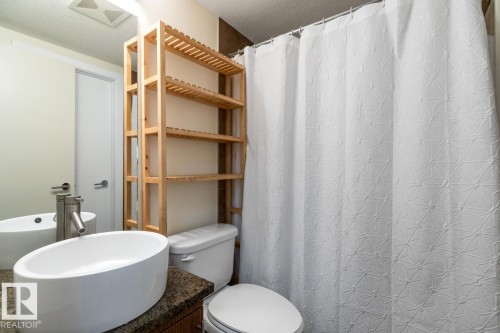 607 10055 118 Street, Edmonton, AB - Indoor Photo Showing Bathroom