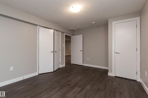11227 40 Avenue, Edmonton, AB - Indoor Photo Showing Other Room