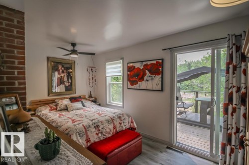 4703 47 Ave, Myrnam, AB - Indoor Photo Showing Bedroom