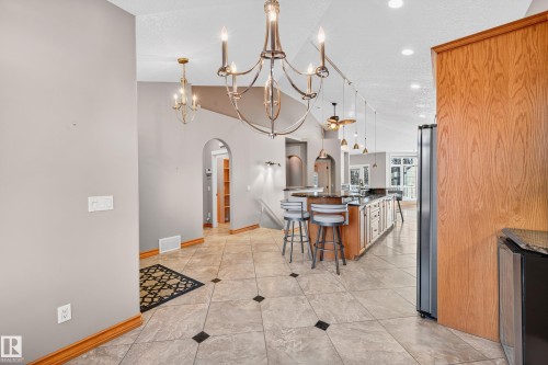 18 Briarwood Village, Stony Plain, AB - Indoor Photo Showing Dining Room
