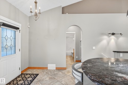 18 Briarwood Village, Stony Plain, AB - Indoor