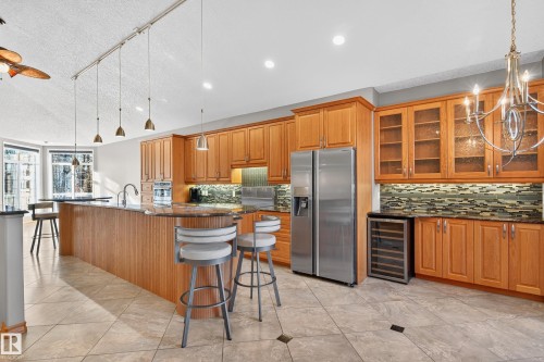 18 Briarwood Village, Stony Plain, AB - Indoor Photo Showing Kitchen With Upgraded Kitchen