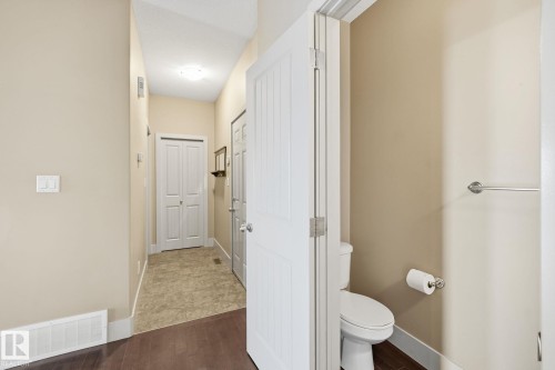 46 1901 126 St Sw, Edmonton, AB - Indoor