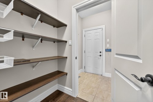 3841 Gallinger Loop, Edmonton, AB - Indoor With Storage