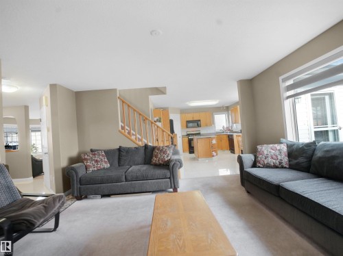 94 Dechene Road, Edmonton, AB - Indoor Photo Showing Living Room