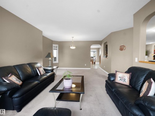 94 Dechene Road, Edmonton, AB - Indoor Photo Showing Living Room