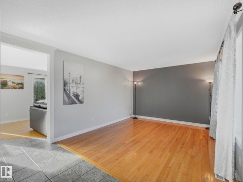 6219 162 Avenue, Edmonton, AB - Indoor Photo Showing Other Room