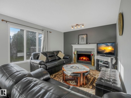 6219 162 Avenue, Edmonton, AB - Indoor Photo Showing Living Room With Fireplace