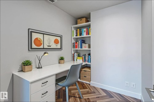 4104 10360 102 Street, Edmonton, AB - Indoor Photo Showing Office