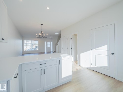 37 Rosa Crescent, St. Albert, AB - Indoor Photo Showing Other Room