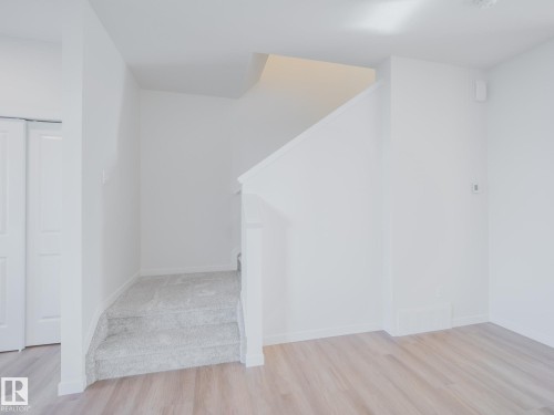 37 Rosa Crescent, St. Albert, AB - Indoor Photo Showing Other Room
