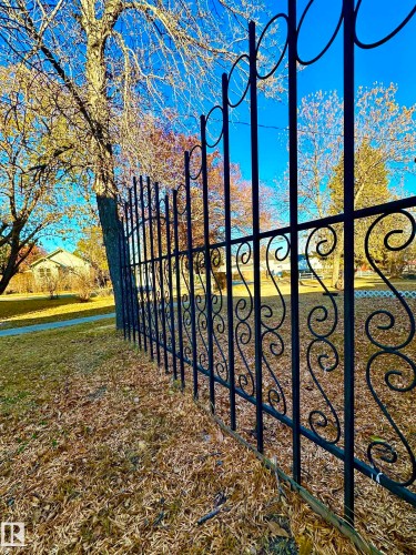 4321 53A Street, Wetaskiwin, AB - Outdoor With View