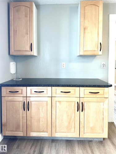 4321 53A Street, Wetaskiwin, AB - Indoor