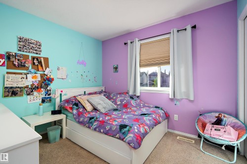 143 Acacia Circle, Leduc, AB - Indoor Photo Showing Bedroom