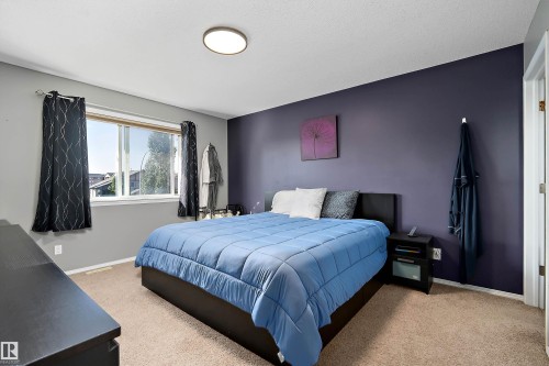 143 Acacia Circle, Leduc, AB - Indoor Photo Showing Bedroom