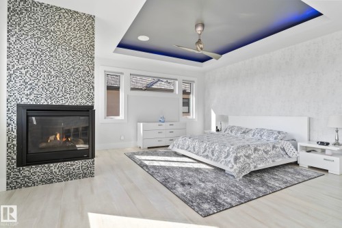 3652 Westcliff Way, Edmonton, AB - Indoor Photo Showing Bedroom