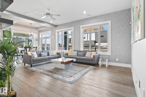 3652 Westcliff Way, Edmonton, AB - Indoor Photo Showing Living Room
