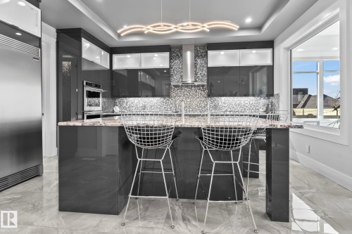 3652 Westcliff Way, Edmonton, AB - Indoor Photo Showing Kitchen With Upgraded Kitchen