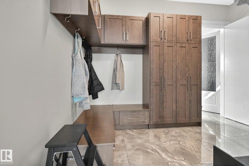 3652 Westcliff Way, Edmonton, AB - Indoor