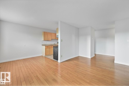 205 10917 109 Street Nw, Edmonton, AB - Indoor