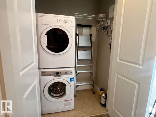 407 12804 140 Avenue, Edmonton, AB - Indoor Photo Showing Laundry Room