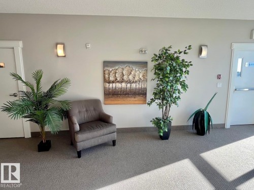 407 12804 140 Avenue, Edmonton, AB - Indoor