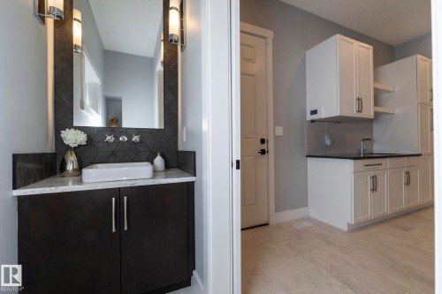 7549 May Common, Edmonton, AB - Indoor Photo Showing Bathroom