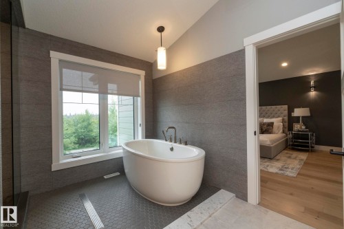 7549 May Common, Edmonton, AB - Indoor Photo Showing Bathroom