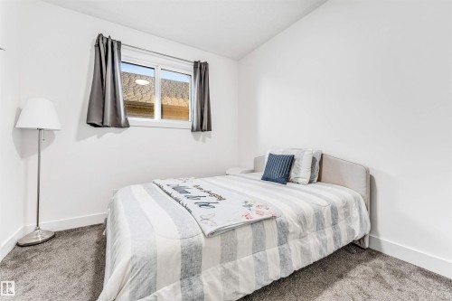 1407 Graydon Hill Way, Edmonton, AB - Indoor Photo Showing Bedroom