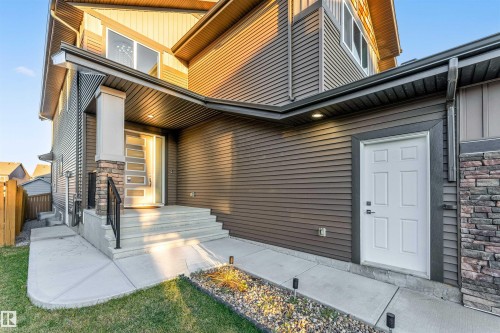 1407 Graydon Hill Way, Edmonton, AB - Outdoor With Exterior